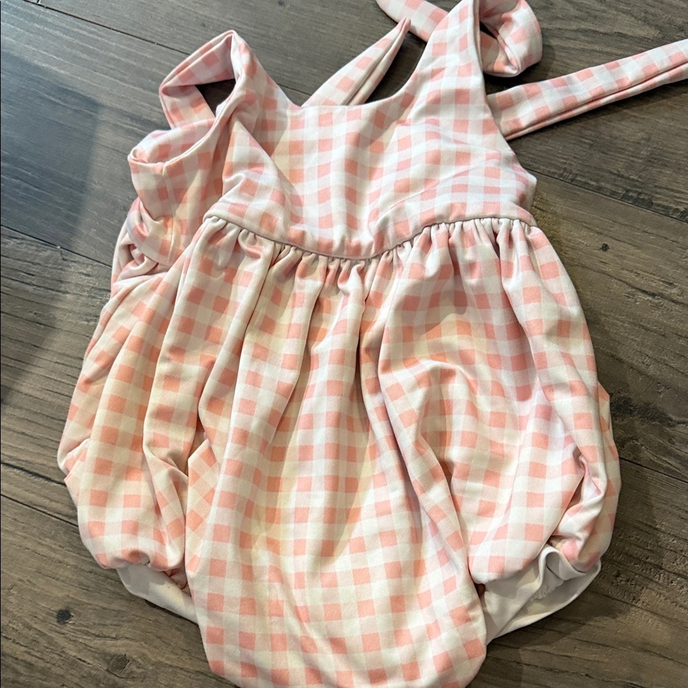 Charming Pink Checkered swimsuit
